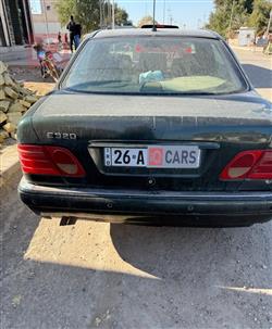 مرسيدس بنز E-Class